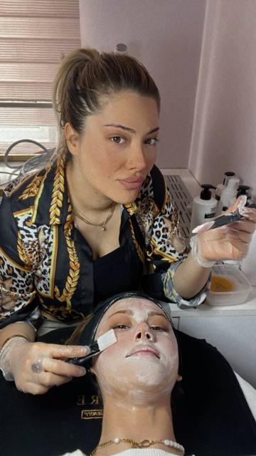 Sidre Beauty çalışmalarından bir kare.