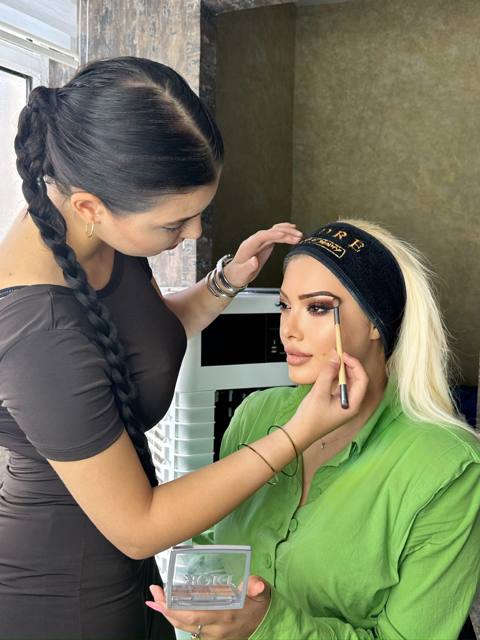 Sidre Beauty çalışmalarından bir kare.
