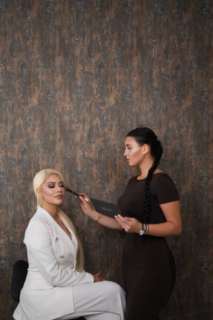 Sidre Beauty çalışmalarından bir kare.