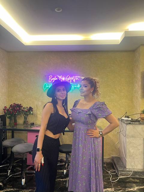 Sidre Beauty çalışmalarından bir kare.